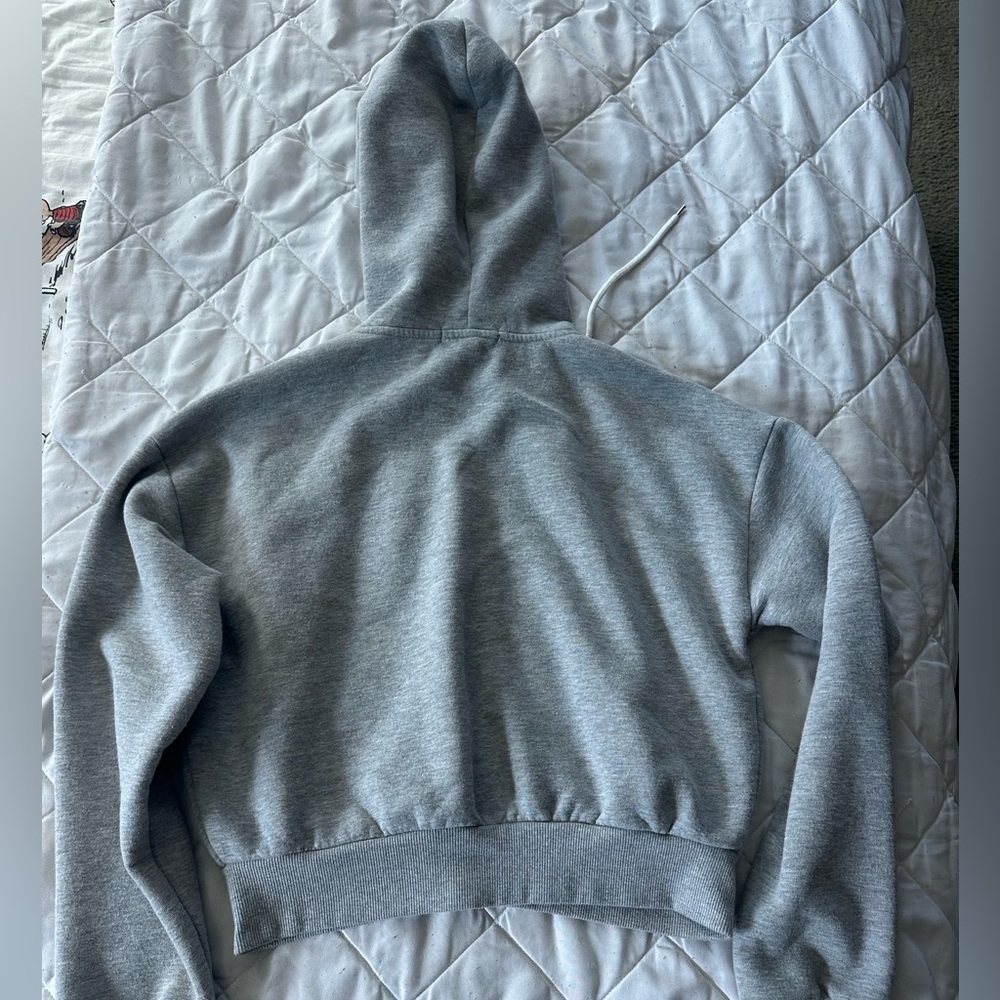Grey crop top zipper front hoodie - Picture 5 of 5